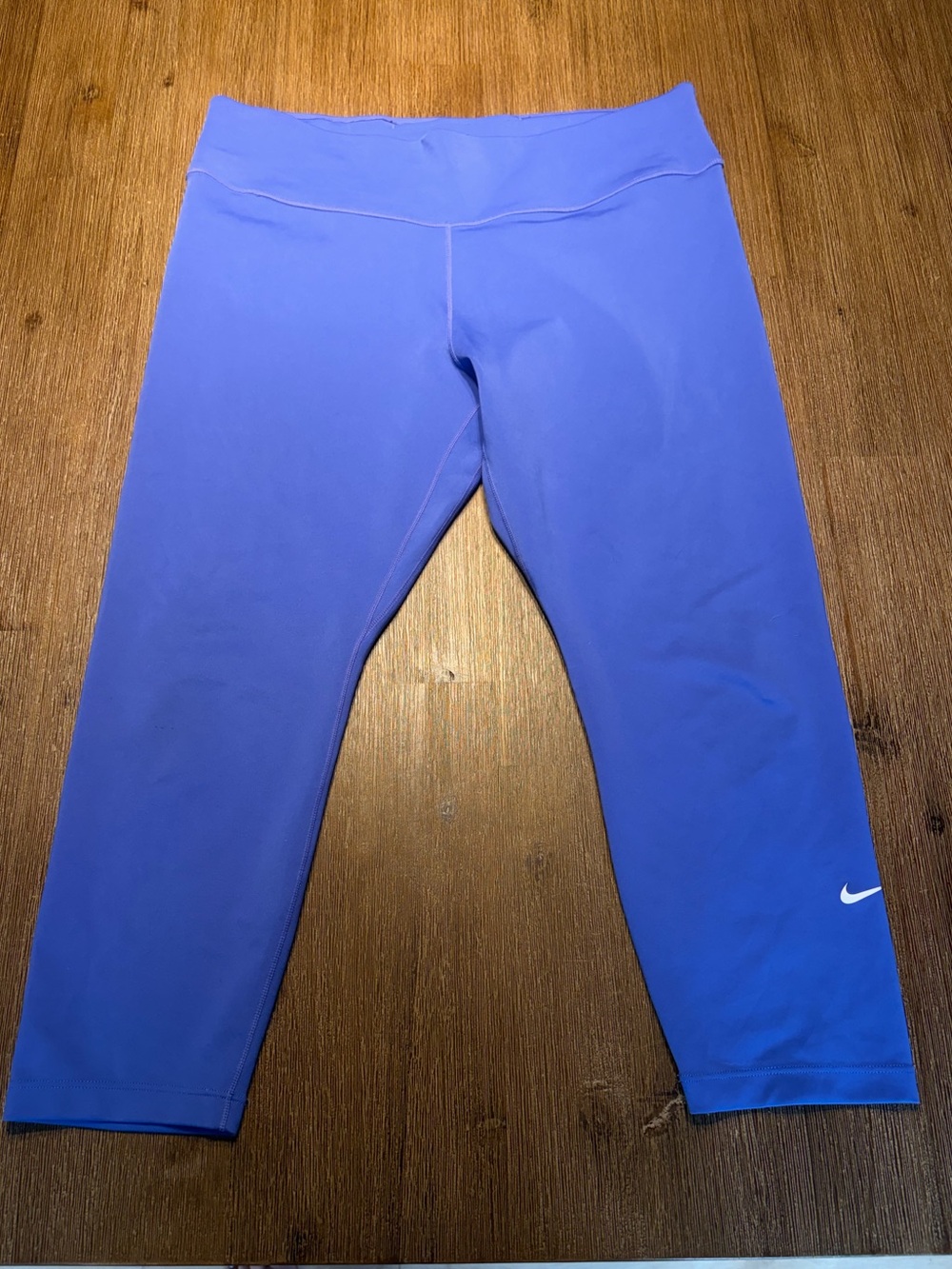 Nike - Periwinkle Blue Cropped Leggings with White Swoosh - NWOT - 2XL